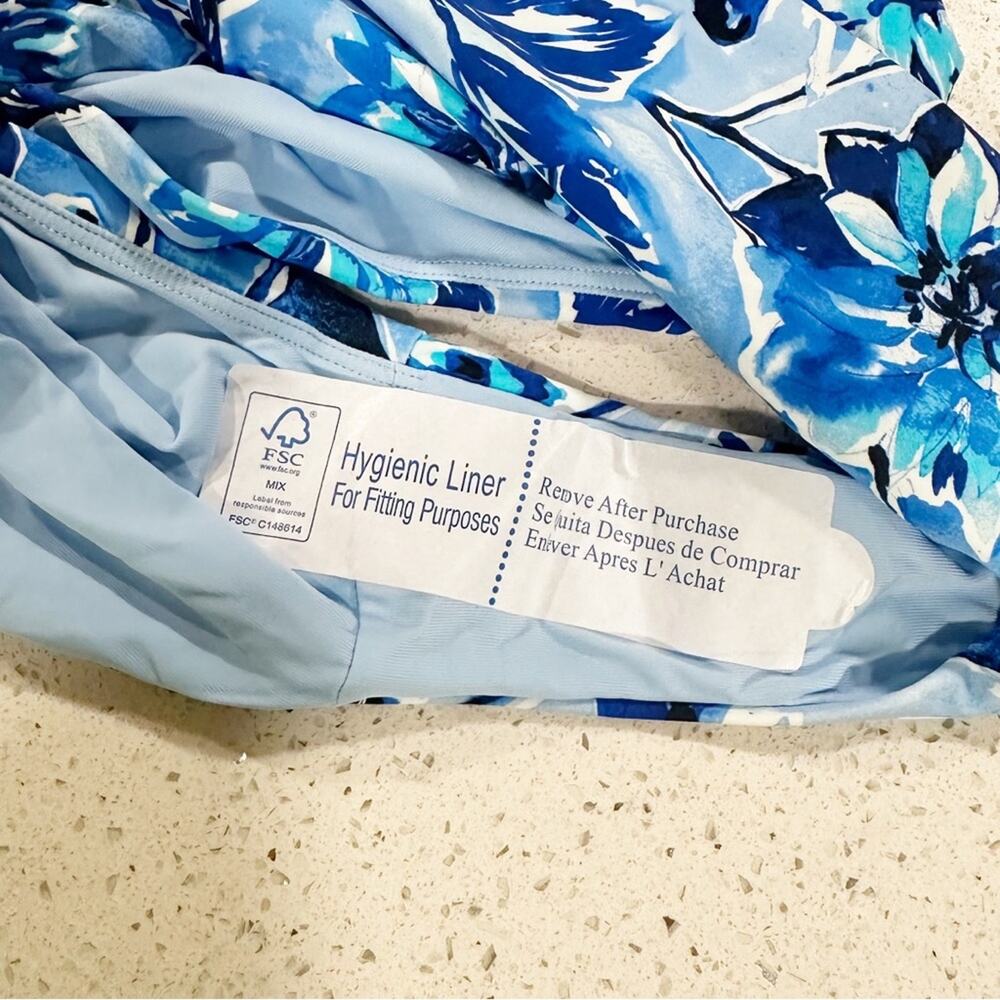 Andie Swim Blue Floral Baia One Piece Swimsuit Size Medium - Picture 6 of 7